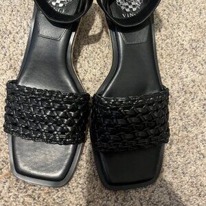 VINCE CAMUTO BLACK LEATHER WEDGE SANDAL HEELS SZ 7M